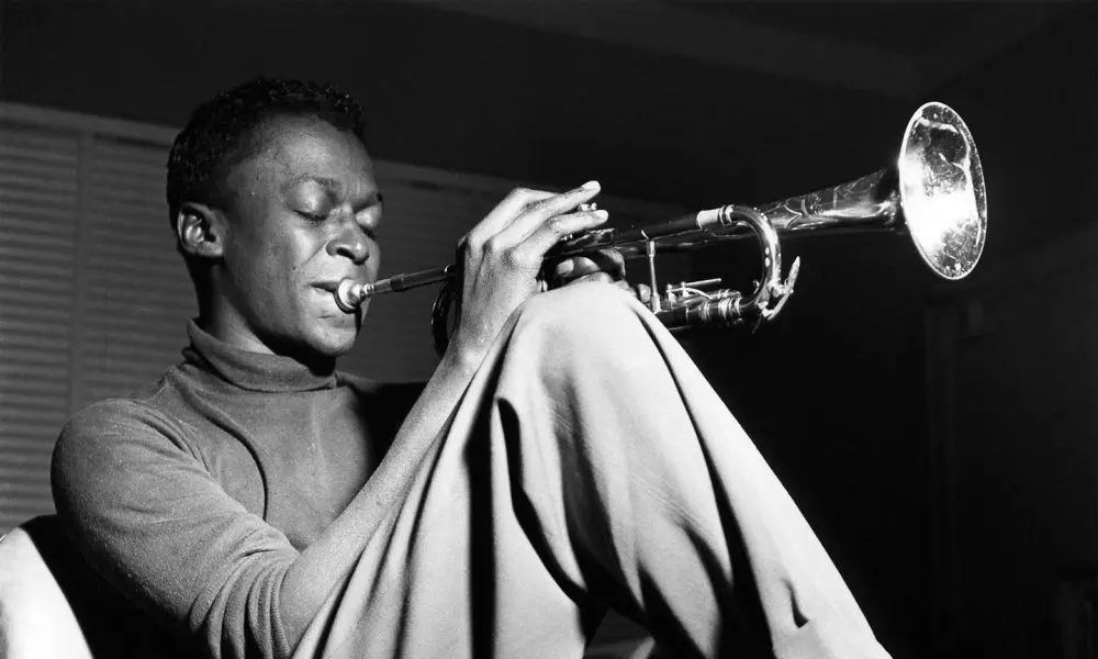 MilesDavis-FrancisWolff-1000x600